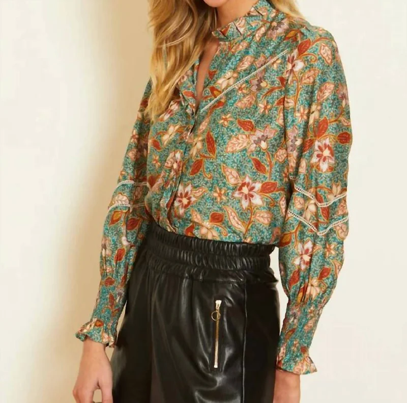 Nickie Top In Nostalgia Floral Seasonal Trend