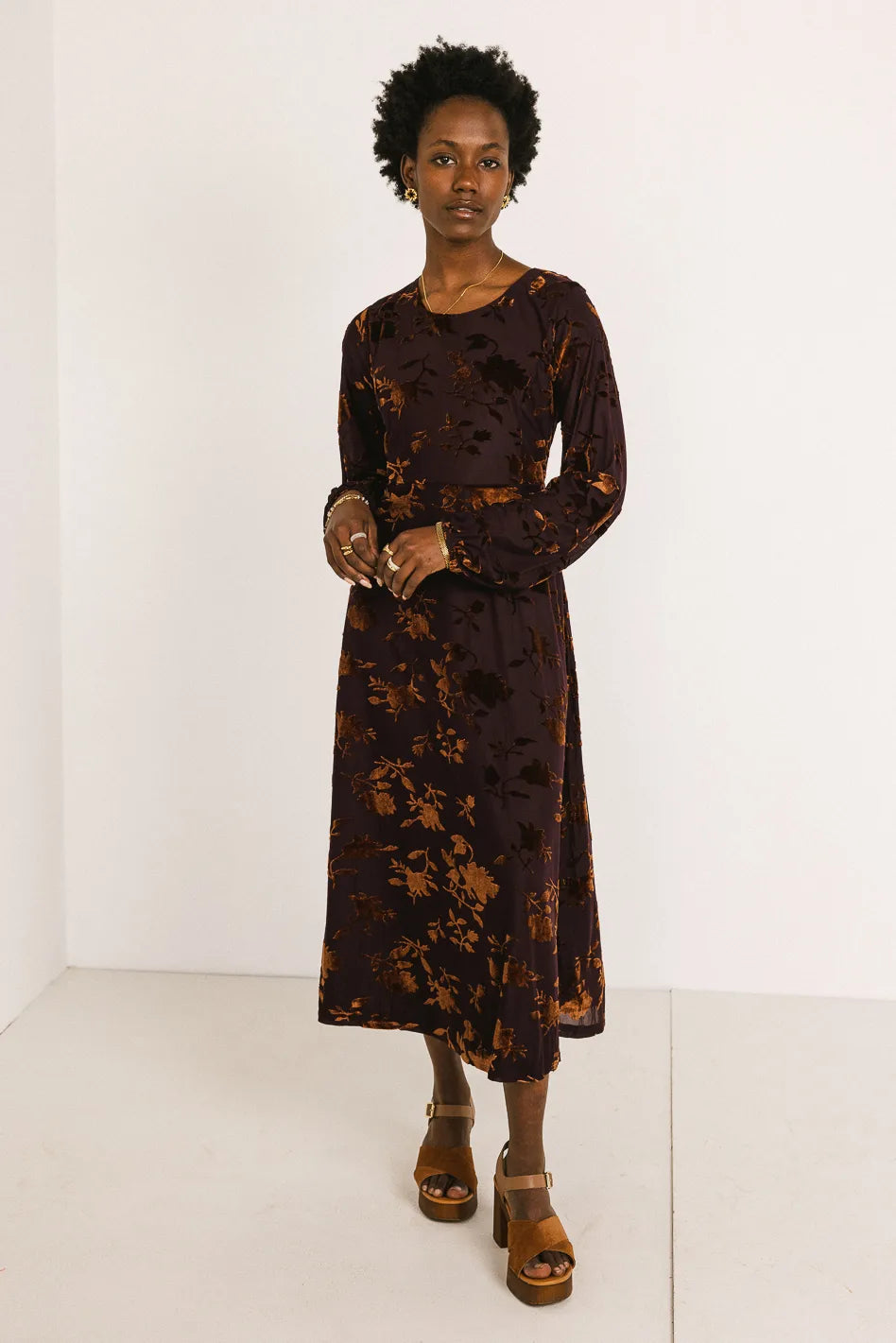 Jane Velvet Midi Dress - FINAL SALE Score Big On Glamorous Red - Carpet Styles