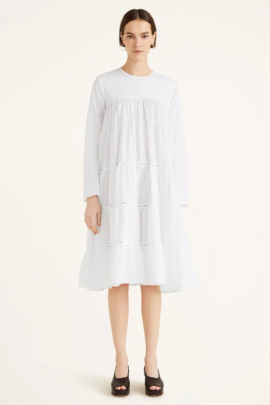 Essaouira Dress in White Seize Bargains