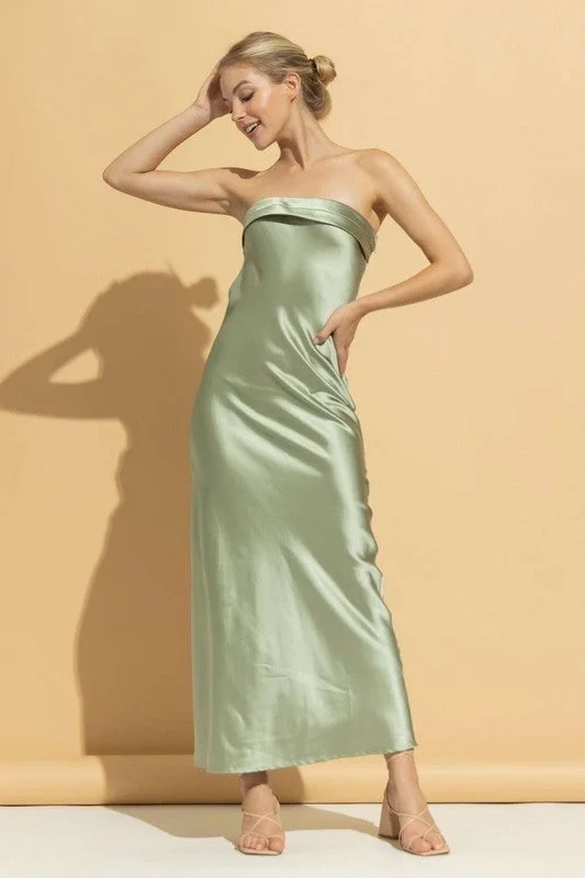 Dreamscape Maxi In Sage Catch Every Fashion Trend