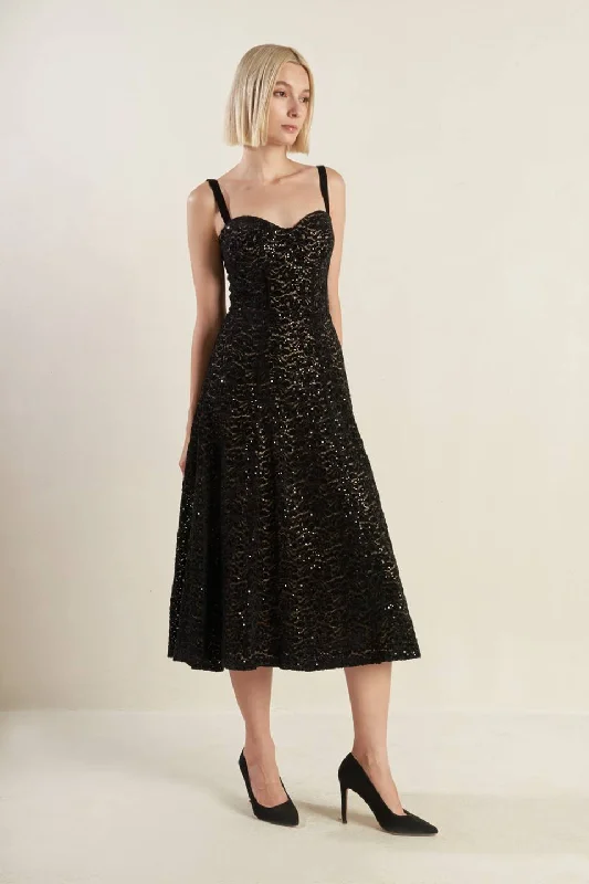 STAPLE MOMENT WOVEN LACE MIDI DRESS Feminine Elegant