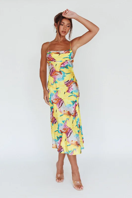 Well Versed Pleated Bust Front Split Dress Leaf Print Yellow Travel Essentials