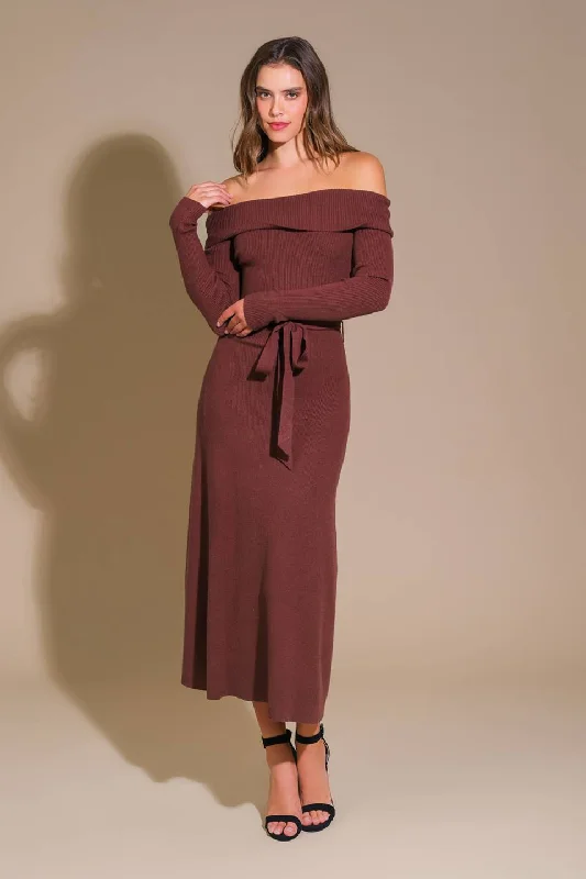 ALL A FANTASY SWEATER MIDI DRESS Your Timeless Wardrobe Awaits