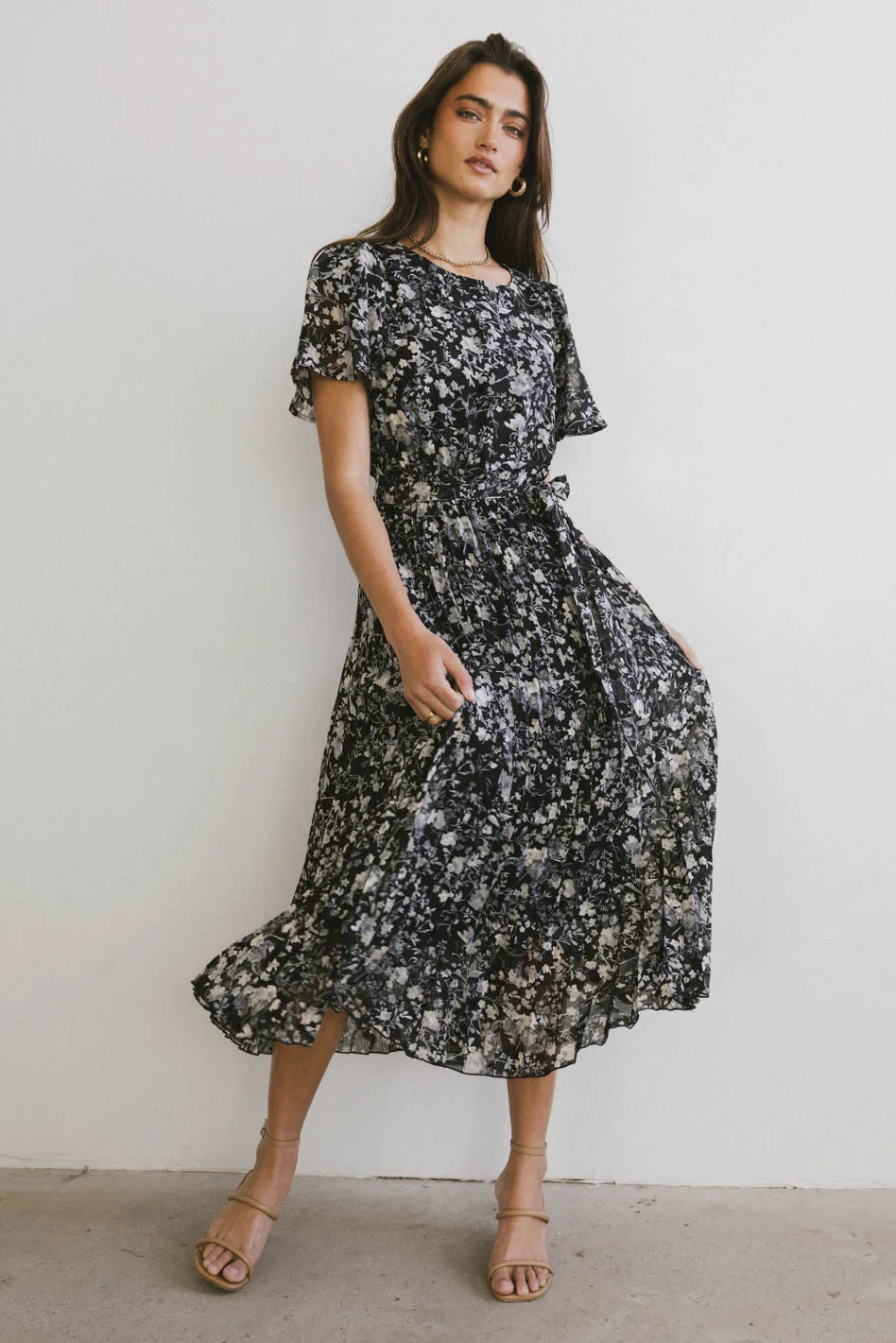 Mary Anne Floral Midi Dress in Black The Latest Trends