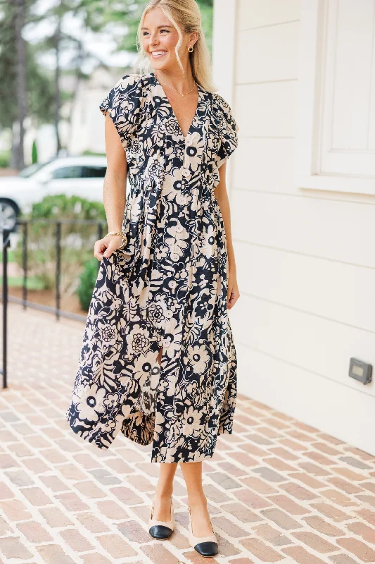 Turn You Round Black Floral Midi Dress Father's Day Deals