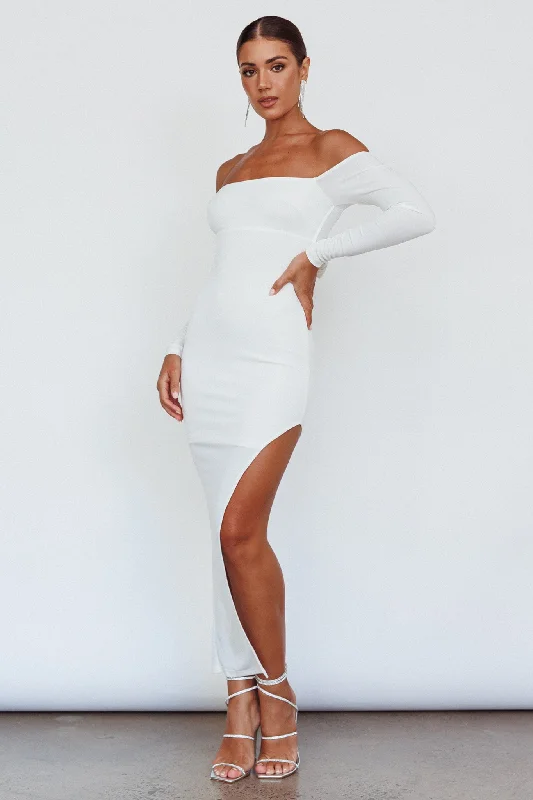 Sentimental Mood Off-Shoulder Midi Dress White Style Streetwear