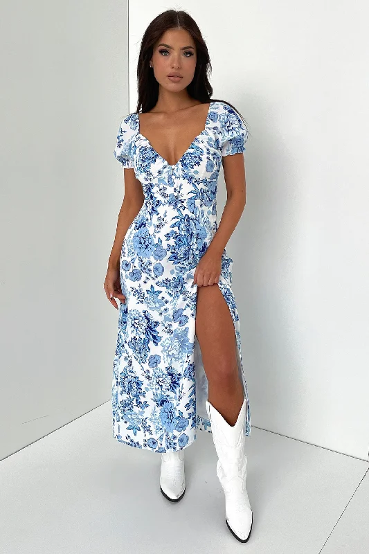 Solem Midi Dress - Blue Floral Chic And Trendy