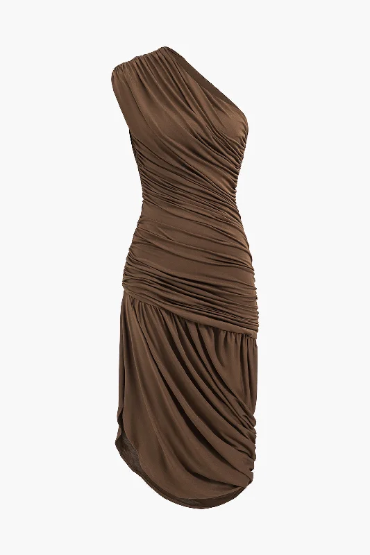 Asymmetrical Sleeveless Ruched Midi Dress Style Upgrade