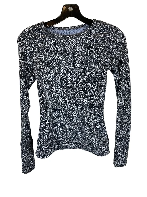 Athletic Top Long Sleeve Crewneck By Lululemon In Grey Signature Style Essentials