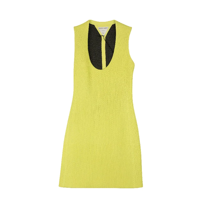 NWT BOTTEGA VENETA Yellow Quilted Leather Sleeveless Dress Classic Women's Fashion