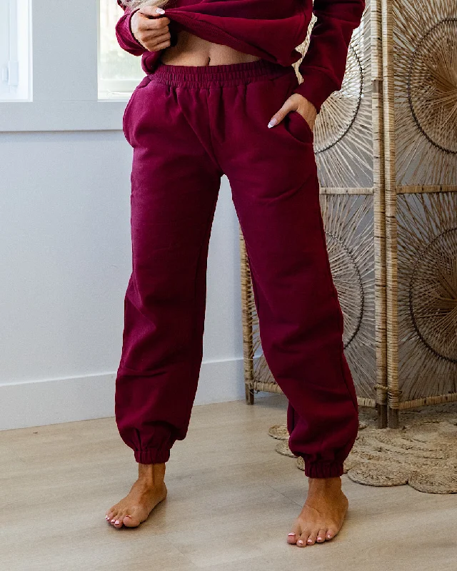 NEW! Ampersand Ave Never Better Joggers - Wine Weekend Exclusive